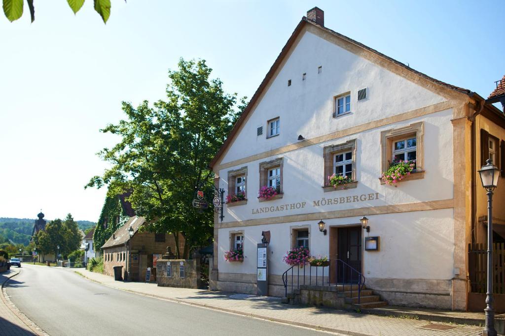 Landgasthof Moersbergei Bubenreuth Luaran gambar