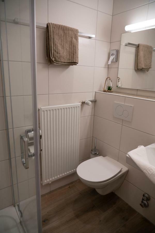 Landgasthof Moersbergei Bubenreuth Luaran gambar